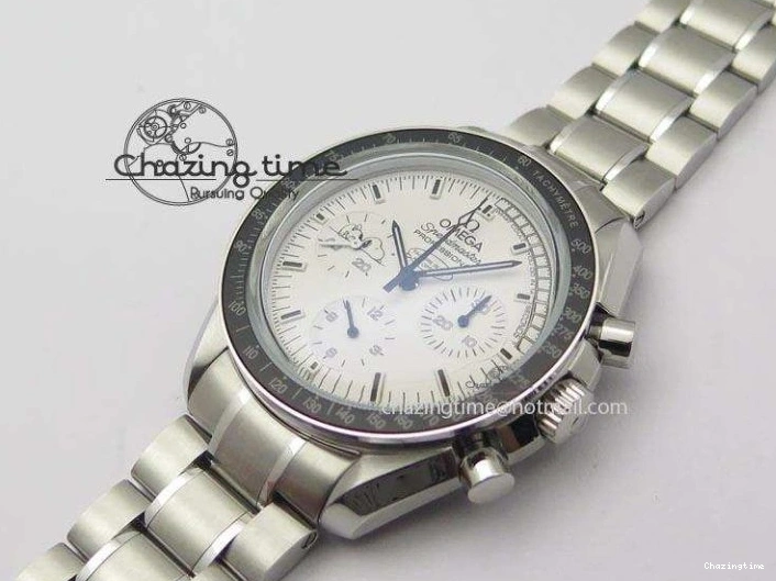 1223 Efficient Speedmaster JHF SS Snoopy Award 45th Anniversary White dial On SS Bracelet 8239